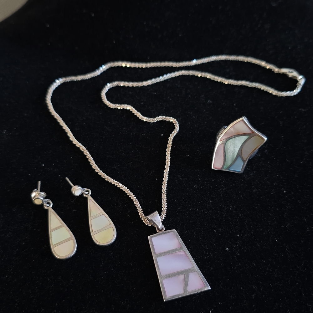 Set of Sterling Silver 925 Mother of Pearl Necklace, Earrings & Ring